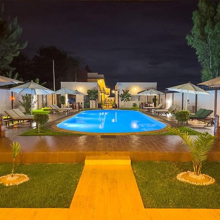 Bira Hotel Antsirabe Kültér fotó