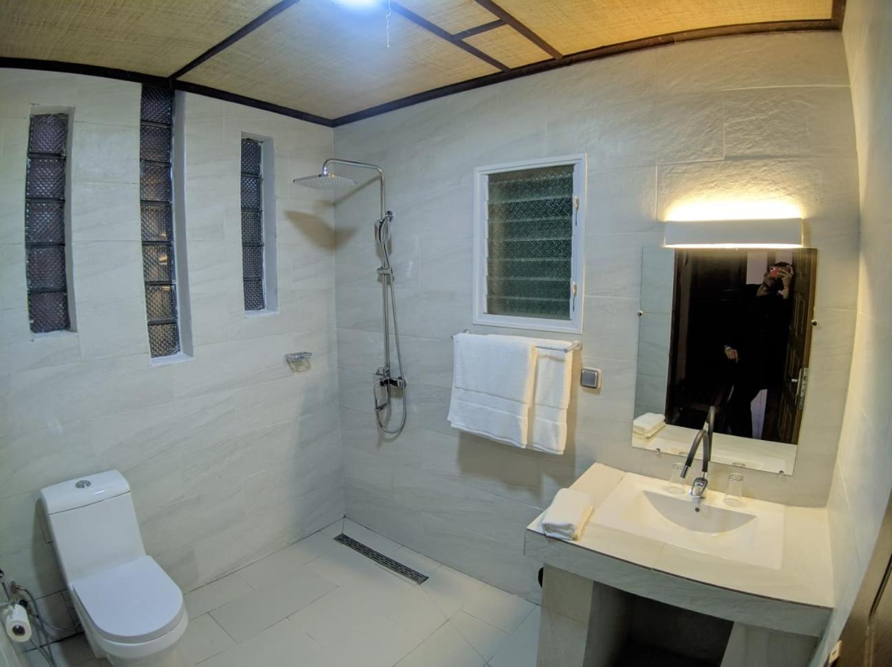 Bira Hotel Antsirabe Kültér fotó