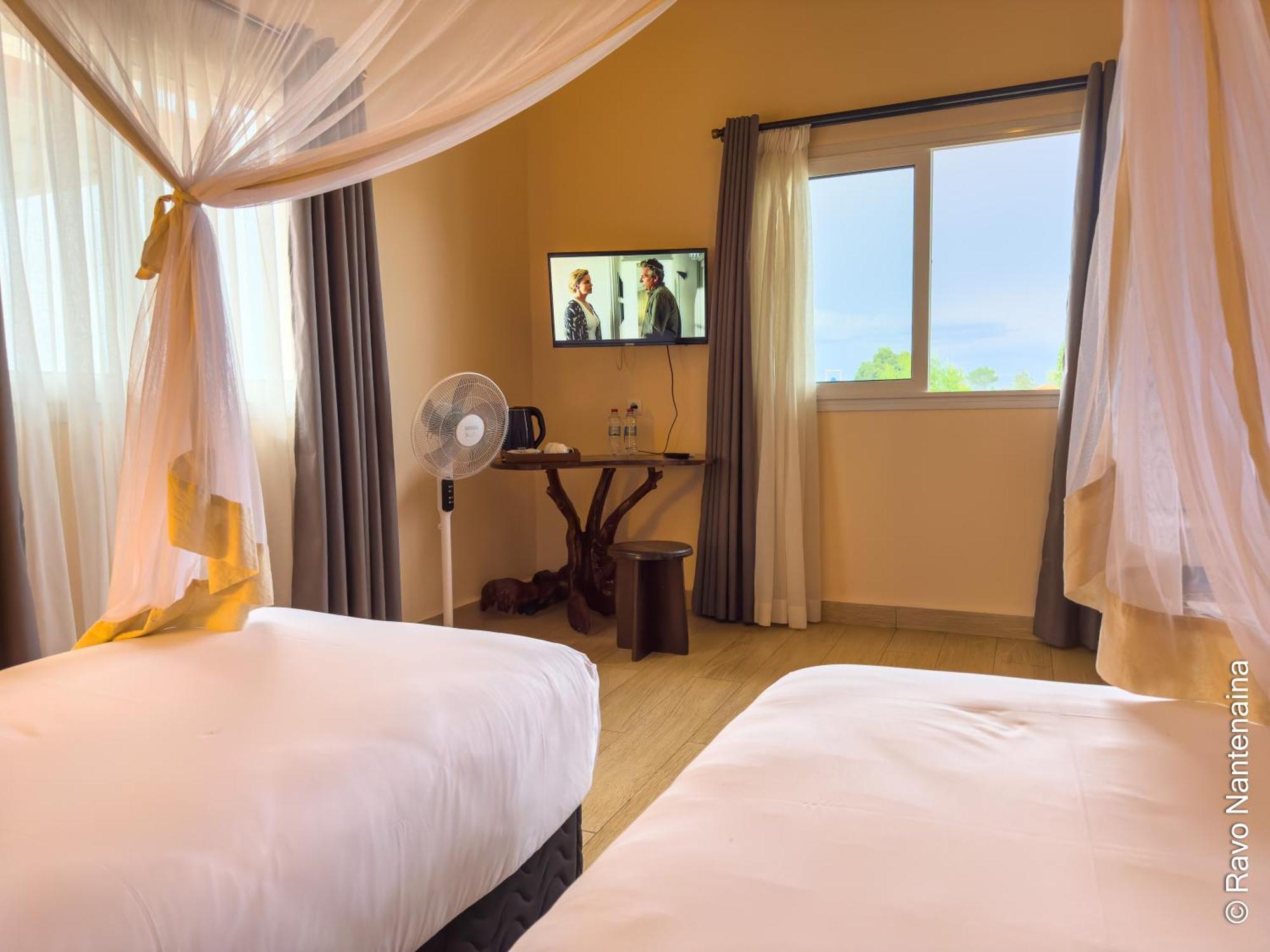Bira Hotel Antsirabe Kültér fotó