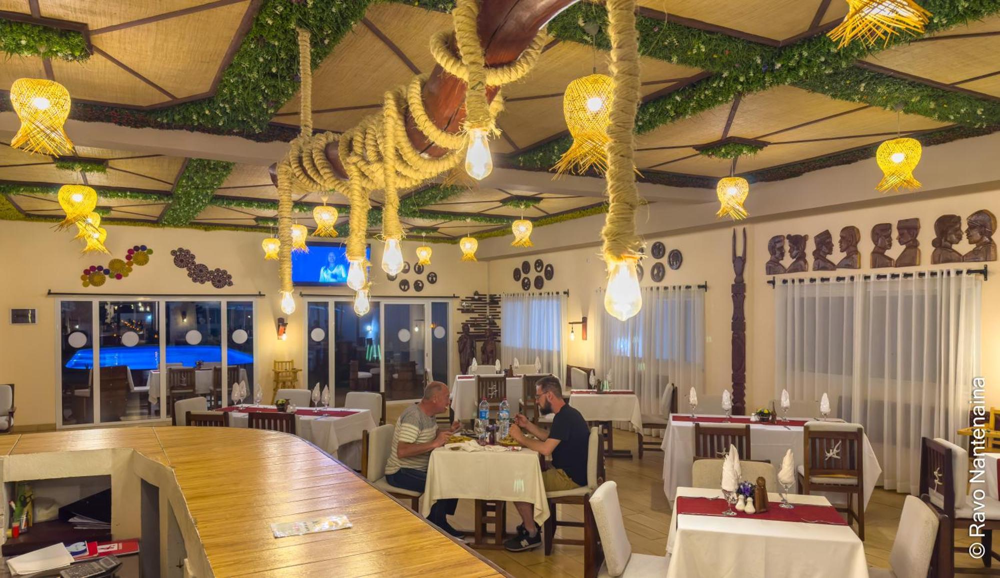 Bira Hotel Antsirabe Kültér fotó