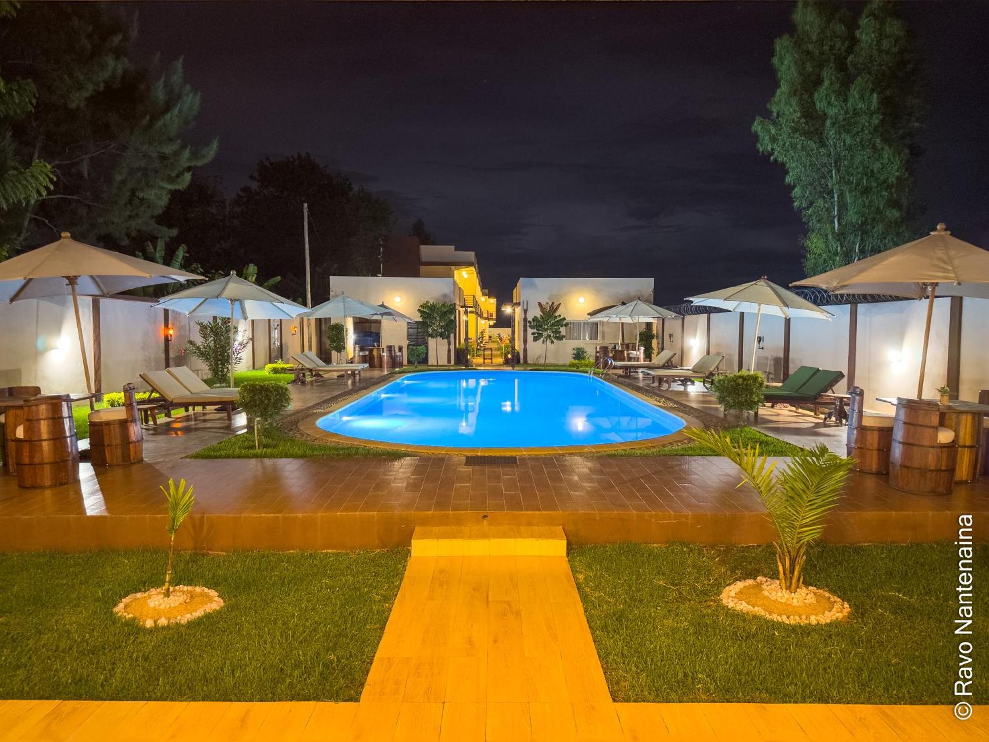 Bira Hotel Antsirabe Kültér fotó