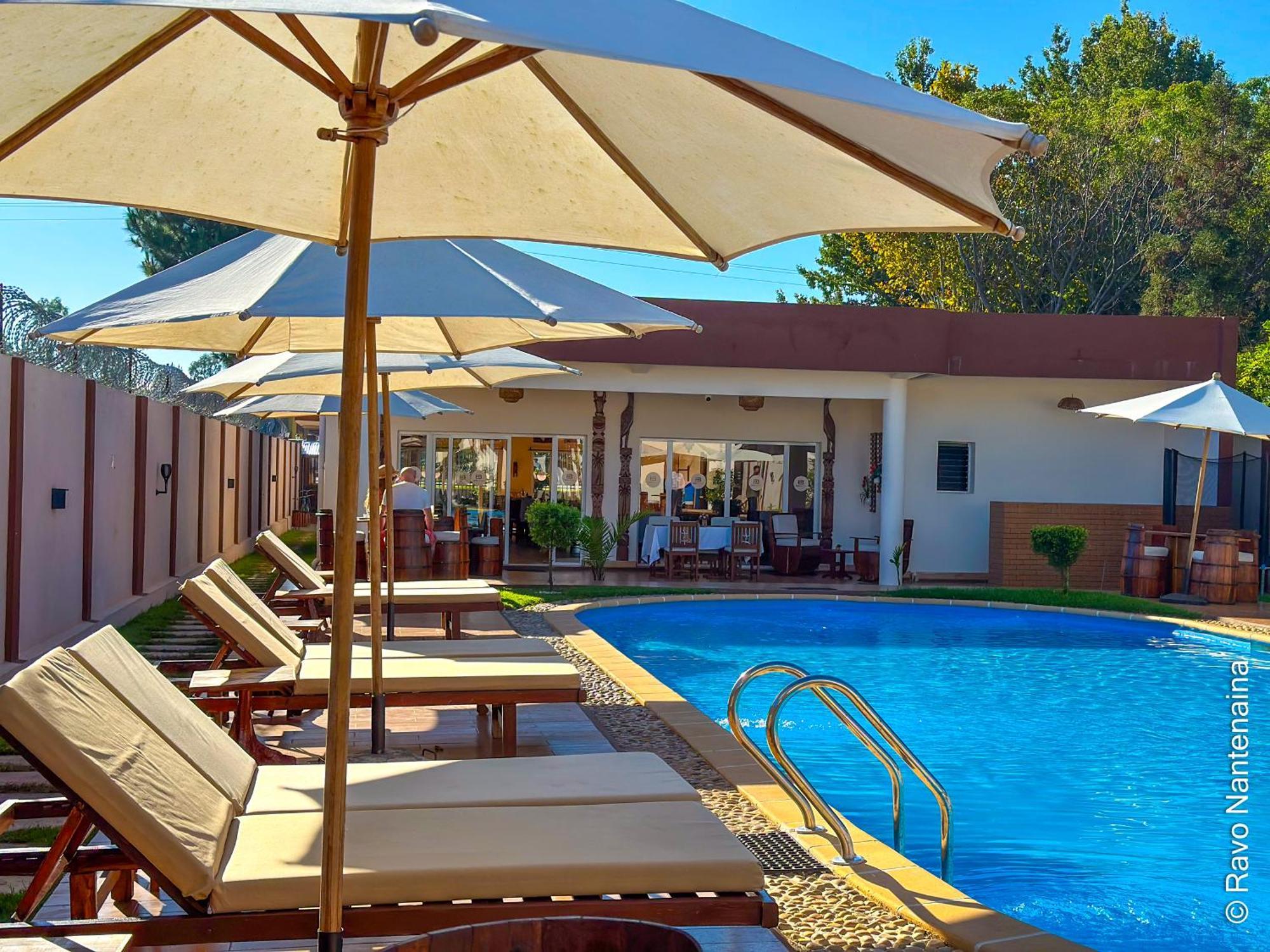 Bira Hotel Antsirabe Kültér fotó