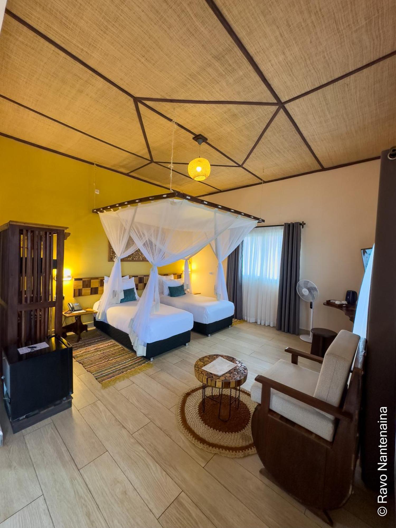 Bira Hotel Antsirabe Kültér fotó