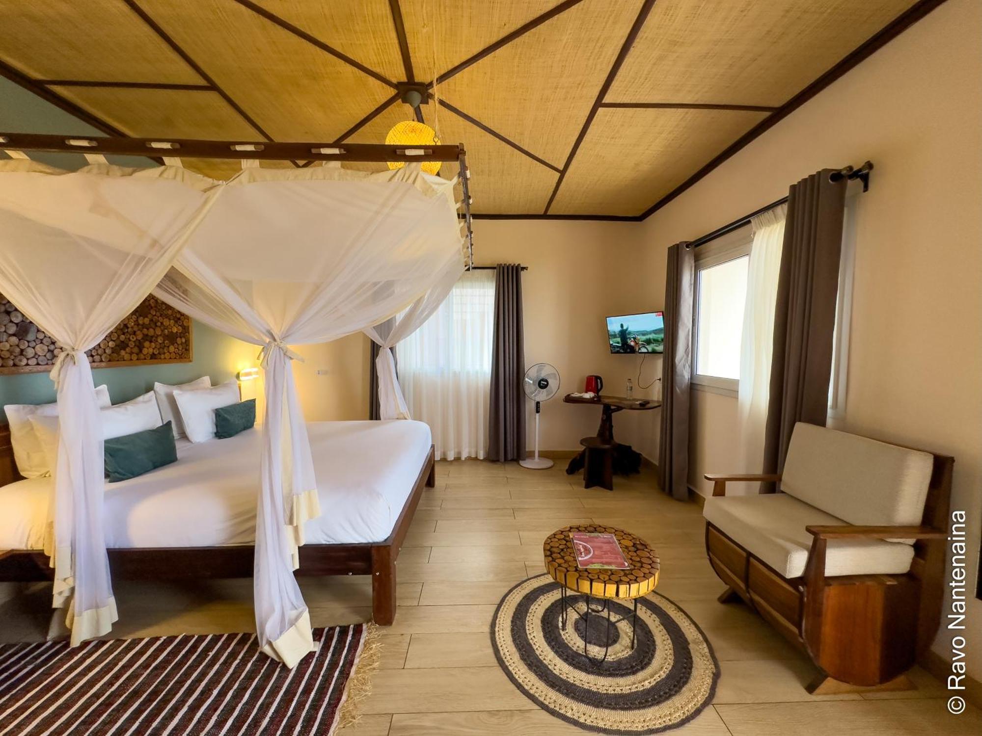 Bira Hotel Antsirabe Kültér fotó